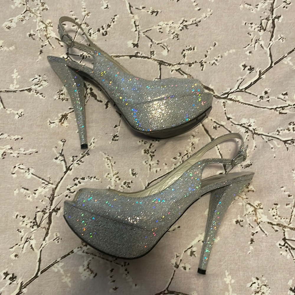 Stuart Weitzman glitter platforms size 10